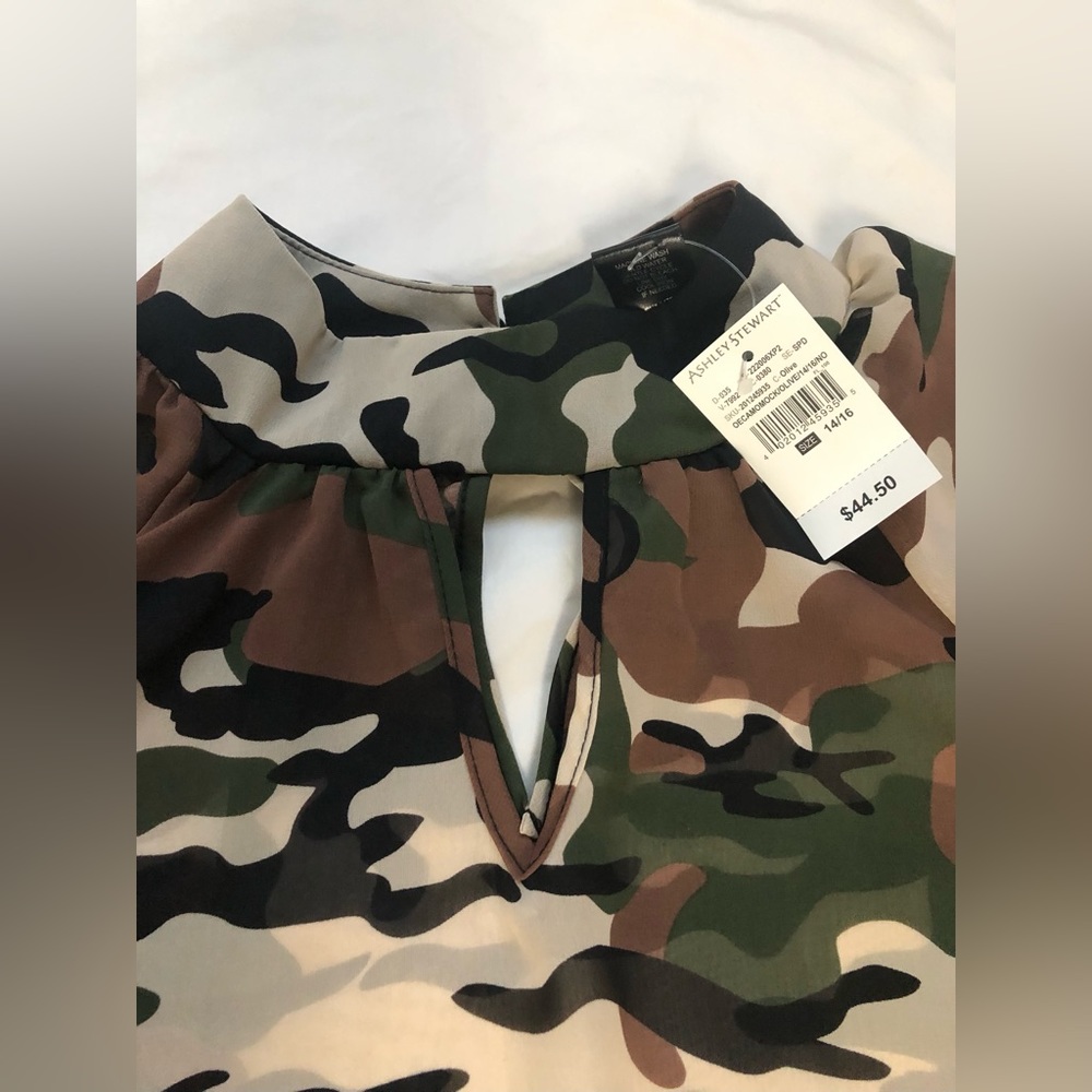 ASHLEY STEWART WOMENS SUPER CUTE CAMO BLOUSE SIZE: 14/16 - Picture 4 of 12